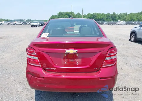 2020 Chevrolet Sonic Fwd Lt из США, поврежденный, VIN 1G1JD5SB0L4142455